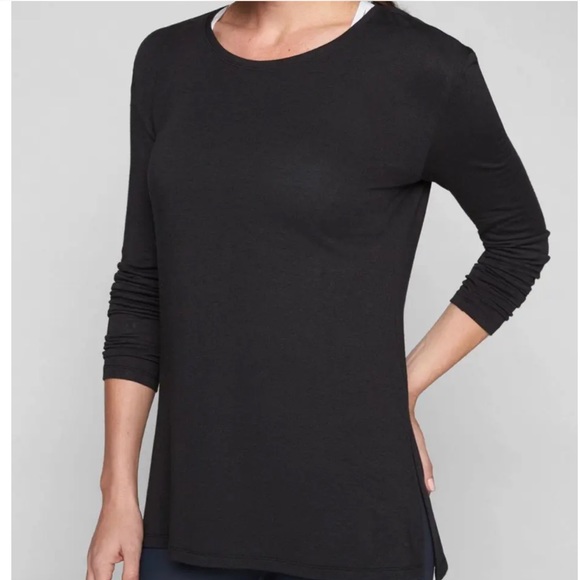 NWT Athleta Black Threadlight relaxed fit shirt.  Size XS - Picture 1 of 9